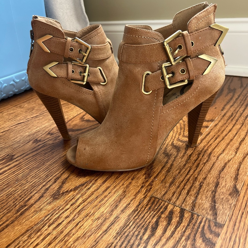 Guess Tan Ankle Booties with Gold Buckles